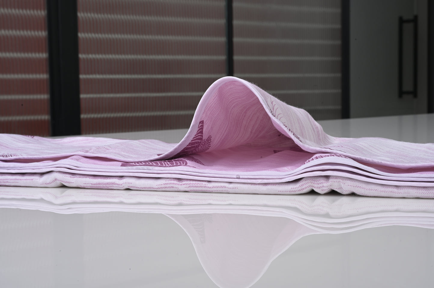 Single & Double Bed 100% Cotton Cambric AC Dohar with Leaf Pattern (Pink)